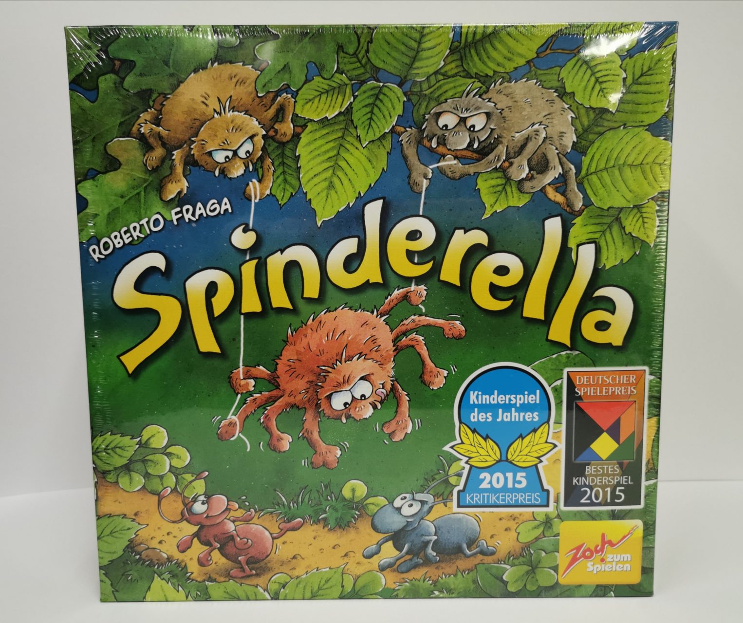 Spinderella, Spiele